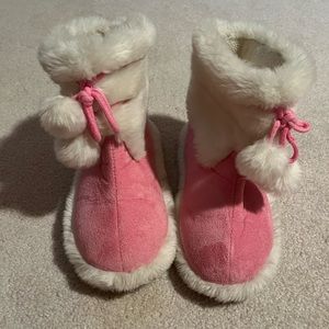 Kid slippers